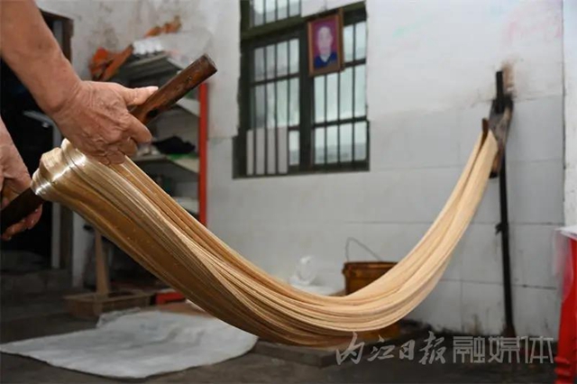 好甜！內江有個“麻糖專業(yè)村”，制作工藝大揭秘