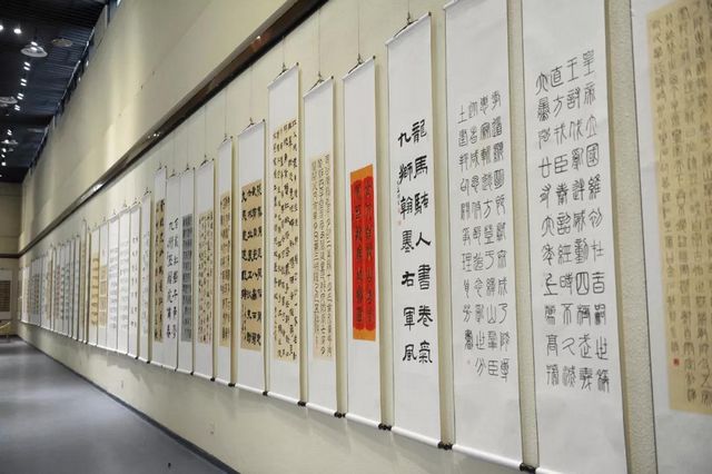 快來(lái)看！瀘州市文化館公益培訓(xùn)班學(xué)員作品展開(kāi)展啦(圖6)
