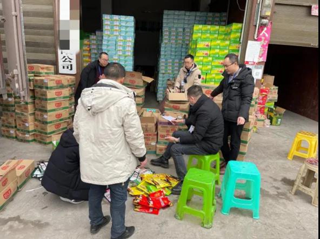 【春雷行動(dòng)2022】立案調(diào)查！古藺一商家篡改過(guò)期食品“生日”又出售！
