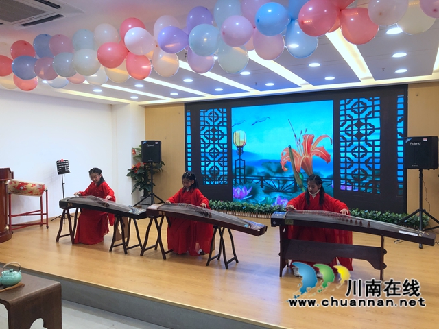 瀘州：民歌聯(lián)唱、笛子獨(dú)奏……養(yǎng)老院里飛出幸福歌聲！(圖9)