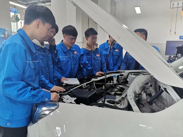 完善多元辦學(xué)格局，《宜賓市職業(yè)教育改革實(shí)施方案》出臺(tái)！(圖2)