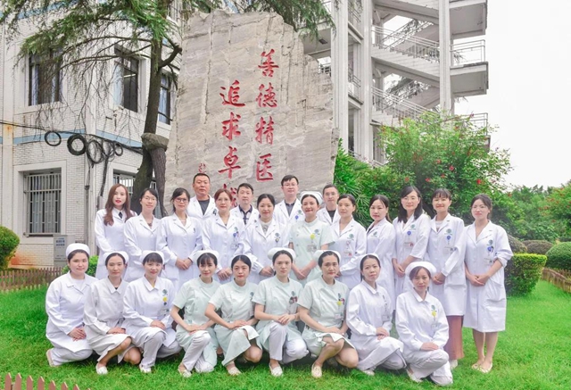 西南醫(yī)大附院首例“凍卵”寶寶和大家見面啦！(圖3)