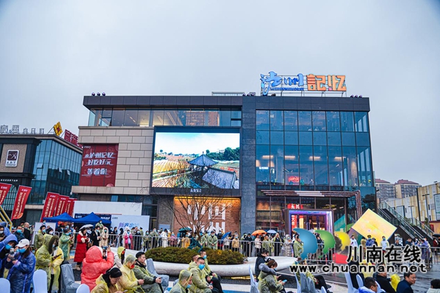 好吃好玩24小時不打烊！這有光特色文旅街點亮瀘州！(圖17)