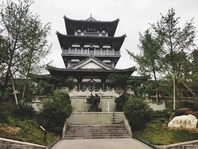 7天來(lái)了184萬(wàn)人次！春節(jié)，內(nèi)江“又吃又?！闭伊?0個(gè)億(圖6)