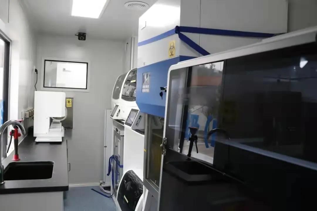 瀘州市首輛移動(dòng)核酸檢測(cè)車即將啟用，最大日檢測(cè)量可達(dá)1.5萬(wàn)管(圖2)