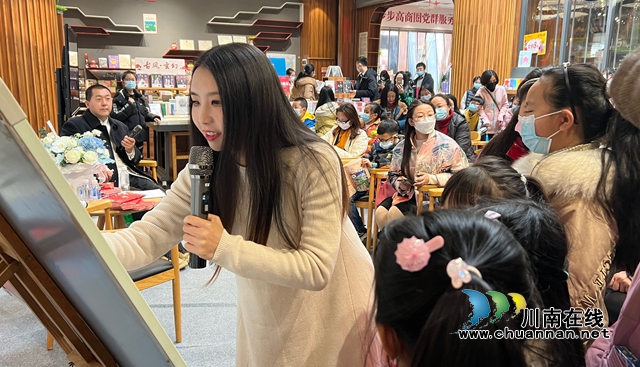 你有一顆“宅心”嗎？聽給王朔賈平凹等大伽設計圖書封面的瀘州才女“漫漫”道來！(圖7)