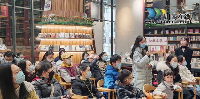 你有一顆“宅心”嗎？聽給王朔賈平凹等大伽設計圖書封面的瀘州才女“漫漫”道來！(圖13)
