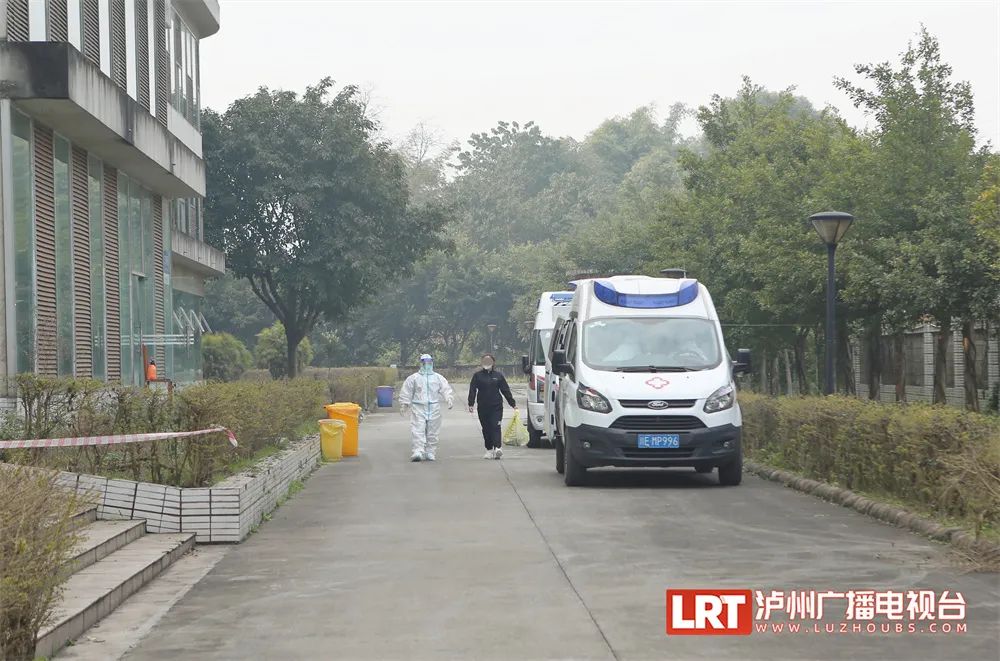 瀘州1例新冠肺炎無癥狀感染者出院