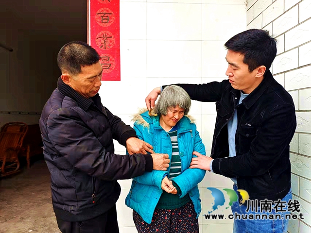納溪農(nóng)民陳安榮　照顧智障妹妹50年(圖2)
