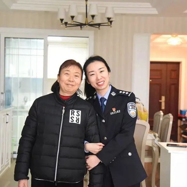 公安部、全國(guó)婦聯(lián)通報(bào)表?yè)P(yáng)！內(nèi)江這名“警嫂”出名了(圖4)
