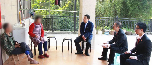 瀘州：為搶毛竹嬢嬢出手傷人，法官化積怨鄰里握手言和(圖8)