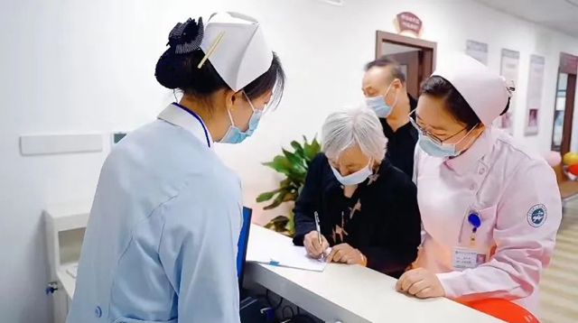 西南醫(yī)大中醫(yī)院中醫(yī)特色診療中心開診啦！(圖12)