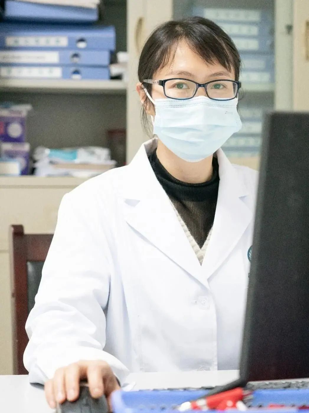 西南醫(yī)大附院李紹蘭：看似溫柔嬌弱，卻有兩副愛的“面孔”