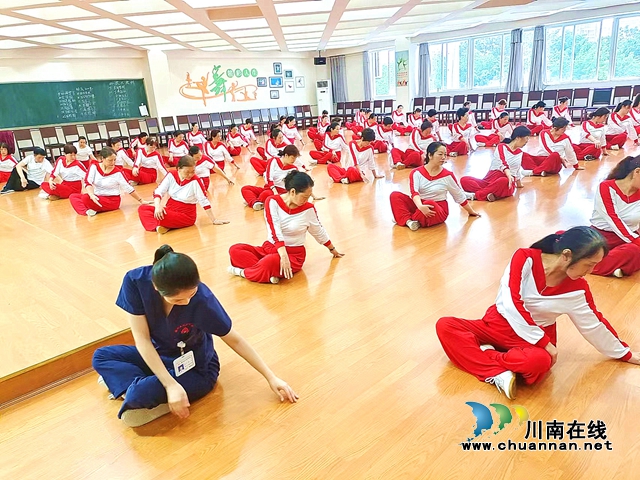 瀘州市老年大學：改革創(chuàng)新，為老年教育插上騰飛翅膀