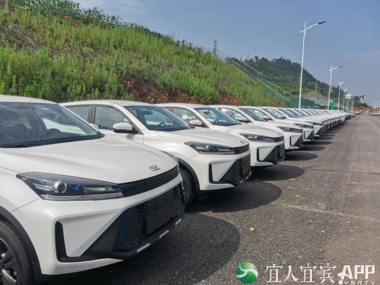 新能源SUV出租車來(lái)了！本月底，宜賓將上線約400臺(tái)！