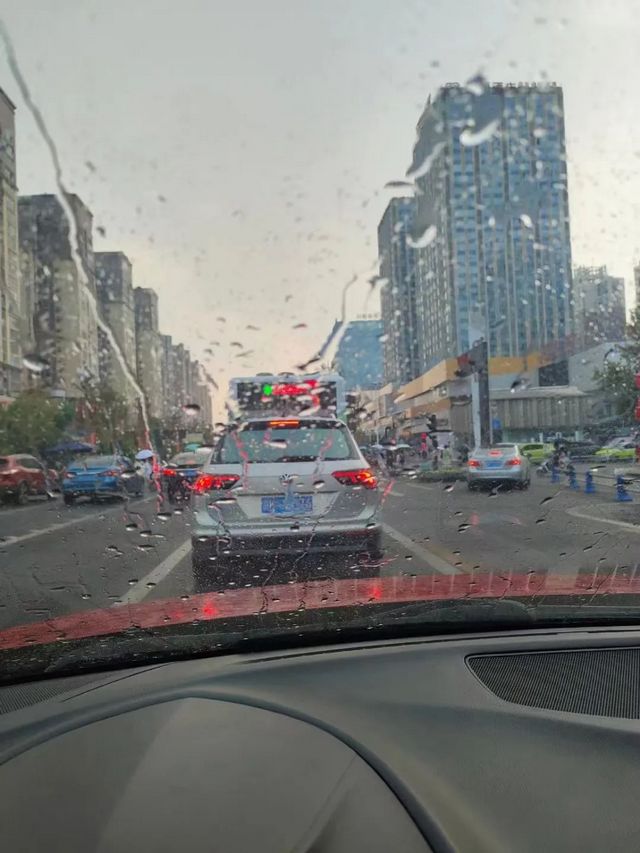 內江下雨了！