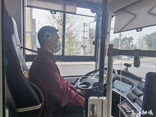 免費乘坐！宜賓無人駕駛公交車可以體驗了！