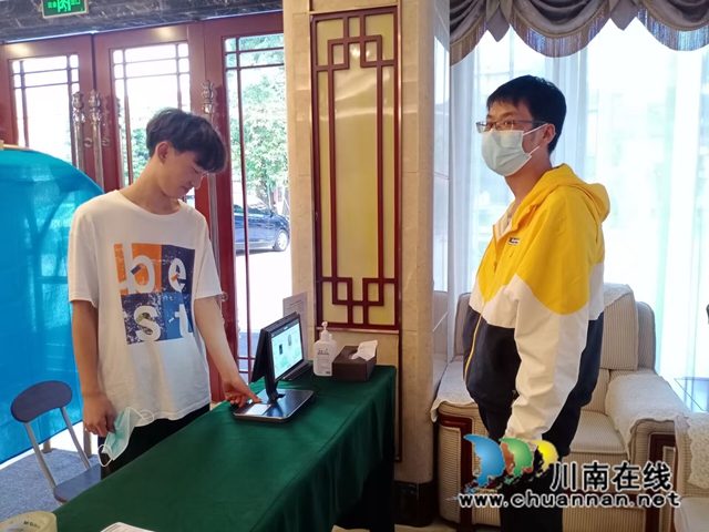民心守護(hù)｜瀘縣建校：奔走10000里！把“現(xiàn)場”搬到學(xué)生面前