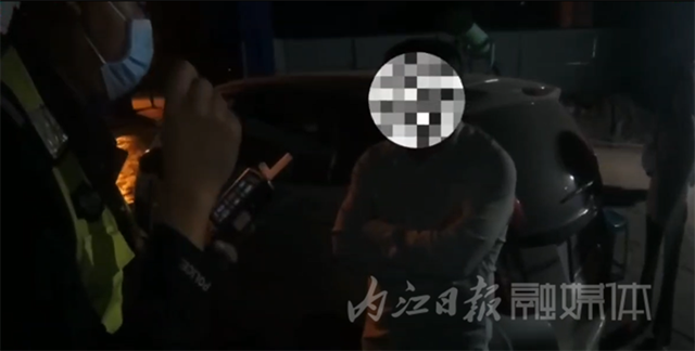 男子酒后駕車堵工地，究竟想干啥？內(nèi)江交警：依法處理