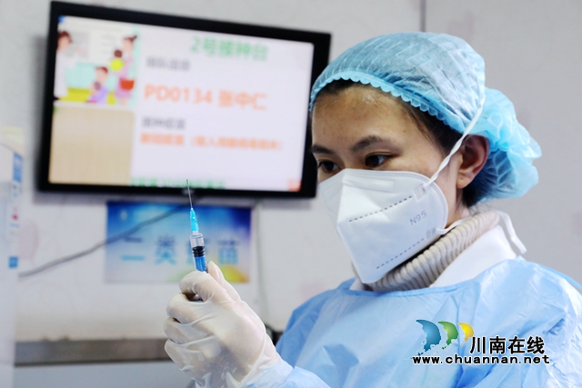龍馬潭區(qū)：吸入式新冠疫苗接種啟動(dòng)，“一呼一吸一憋”即可完成