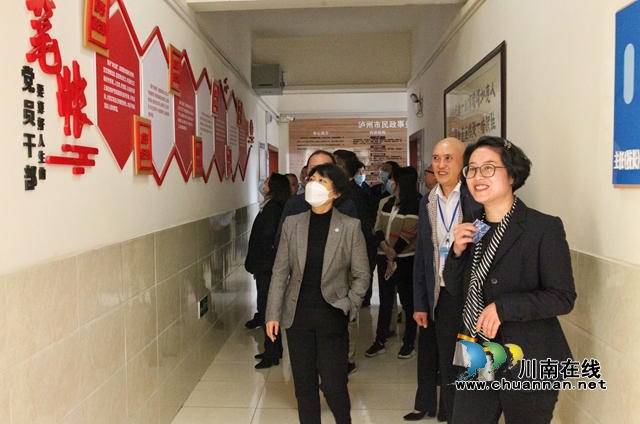 廣州市民政局一行到瀘州市老年大學(xué)考察