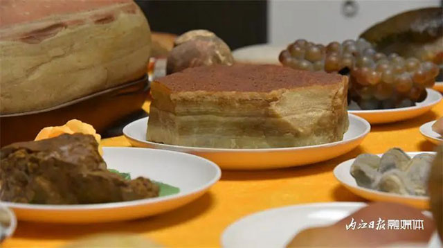 鬼斧神工！內(nèi)江這桌“滿(mǎn)漢全席”看得人口水都來(lái)了