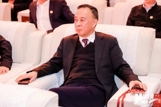 郎酒集團汪俊林榮獲“中國酒業(yè)30年功勛人物獎”