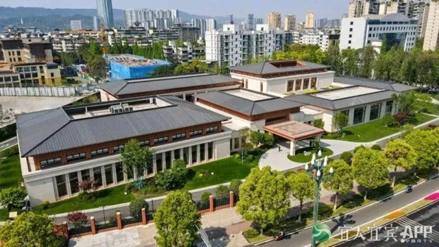 城市競(jìng)爭(zhēng)力UP↑！宜賓商務(wù)中心已試運(yùn)行