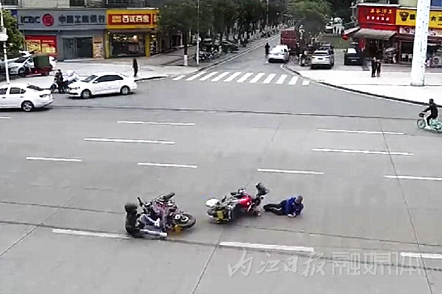 互不相讓釀事故！內江東興區(qū)交警曝光一起典型案例