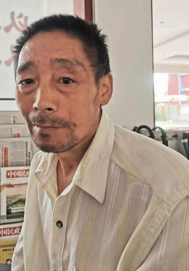 【尋親專欄】擴散！在內江市中區(qū)和平街發(fā)現一名流浪男子