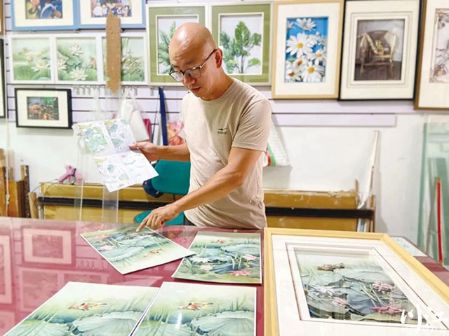 這個(gè)瀘州人，為你刻出紙上3D世界！
