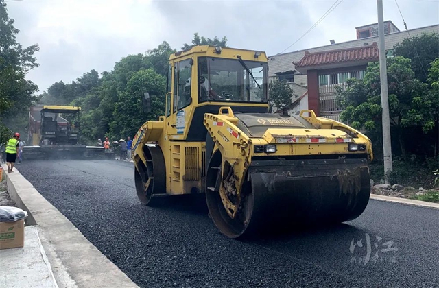 省道438瀘縣段預(yù)計(jì)本月底具備通車條件