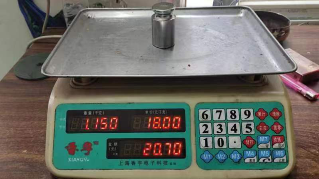 這三家攤販使用“鬼秤”，遭了！