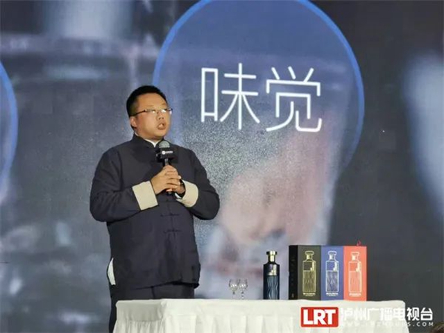 楊2.jpg