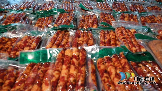古藺觀文鎮(zhèn)：灌香腸、腌臘肉，打造舌尖上的富民產(chǎn)業(yè)