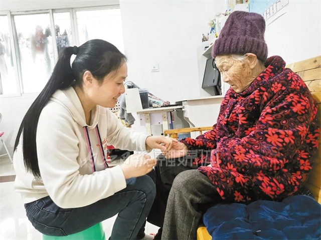 感動內江人！帶著奶奶出嫁的她入圍全國道德模范候選人名單——