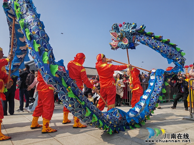 龍吟起舞（曾佐然攝）.jpg