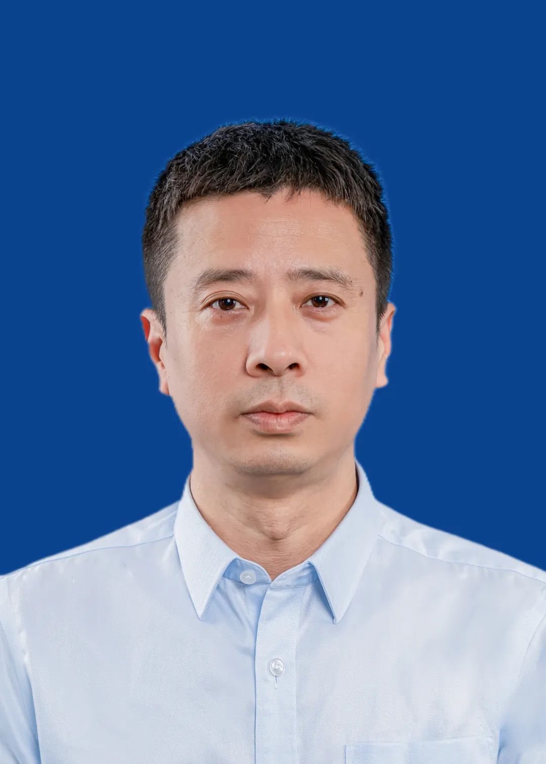 原高縣公路運(yùn)輸管理所稽查隊(duì)副隊(duì)長(zhǎng)嚴(yán)語(yǔ)接受監(jiān)察調(diào)查