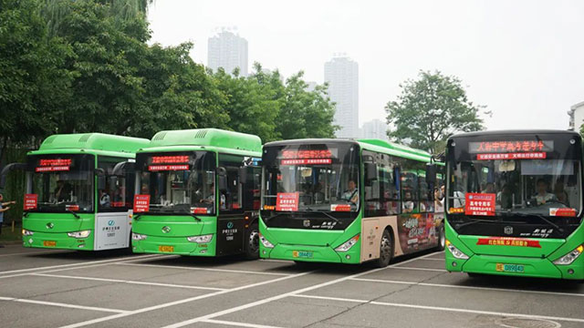 瀘州公交70余條線路直達(dá)考點(diǎn)，載你金榜題名！