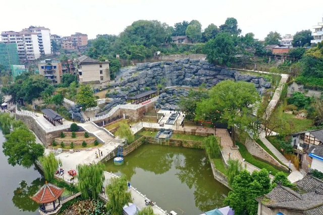 富順：“口袋公園”盛滿市民“微幸?！? width=