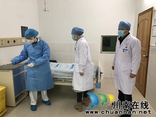 民建瀘州市瀘縣基層委員會(huì)副主委李焱平：奮力書寫人民滿意的“醫(yī)者答卷”