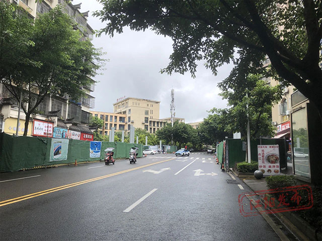 江陽區(qū)丹艷路與瑞景西路交叉口人行天橋加快建設