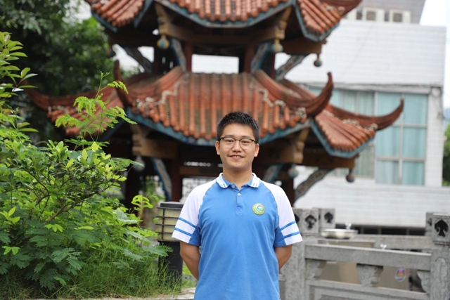 【古藺好青年】祝賀古藺本土培養(yǎng)的3名優(yōu)秀學(xué)子問鼎北京大學(xué)……