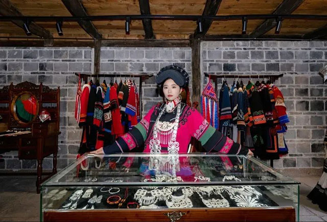 我在宜賓穿漢服、守初心