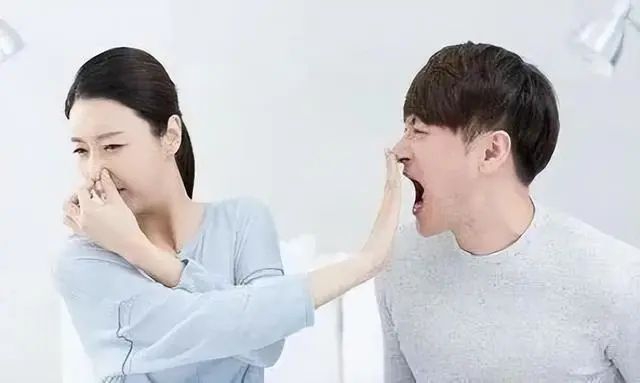 【圍觀】艾瑪，口臭自測法，先偷偷試試