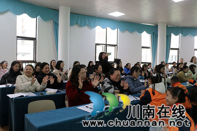 參培教師互動-(2).jpg