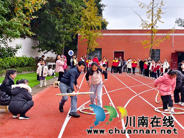 瀘縣百和鎮(zhèn)：發(fā)揚體育精神 增強學生體魄