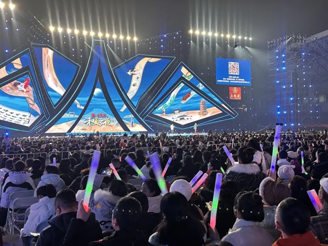 一大波明星嘉賓亮相！昨晚，宜賓體育館太嗨了！