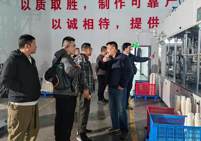 越南客商專程來瀘，他們?yōu)楹慰春眉{溪“以竹代塑”產(chǎn)品？