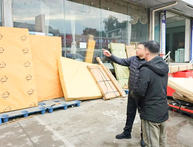 瀘州市口岸物流辦開展節(jié)前安全生產督導